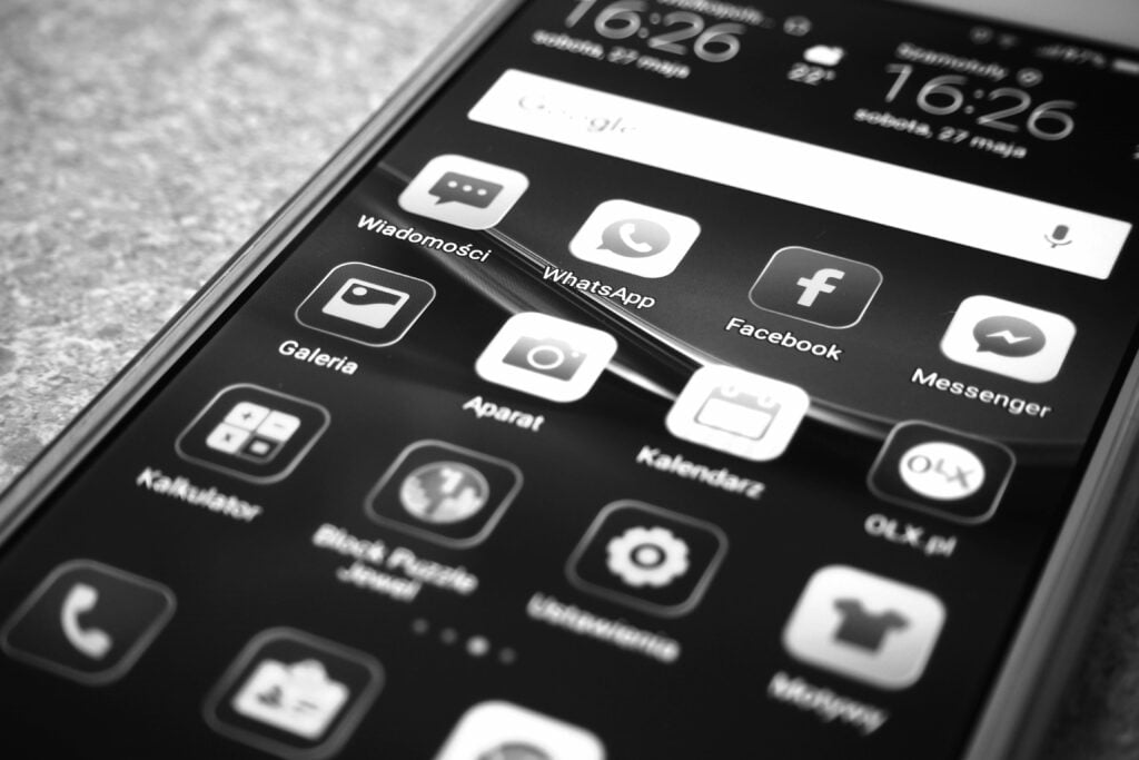 gray screen